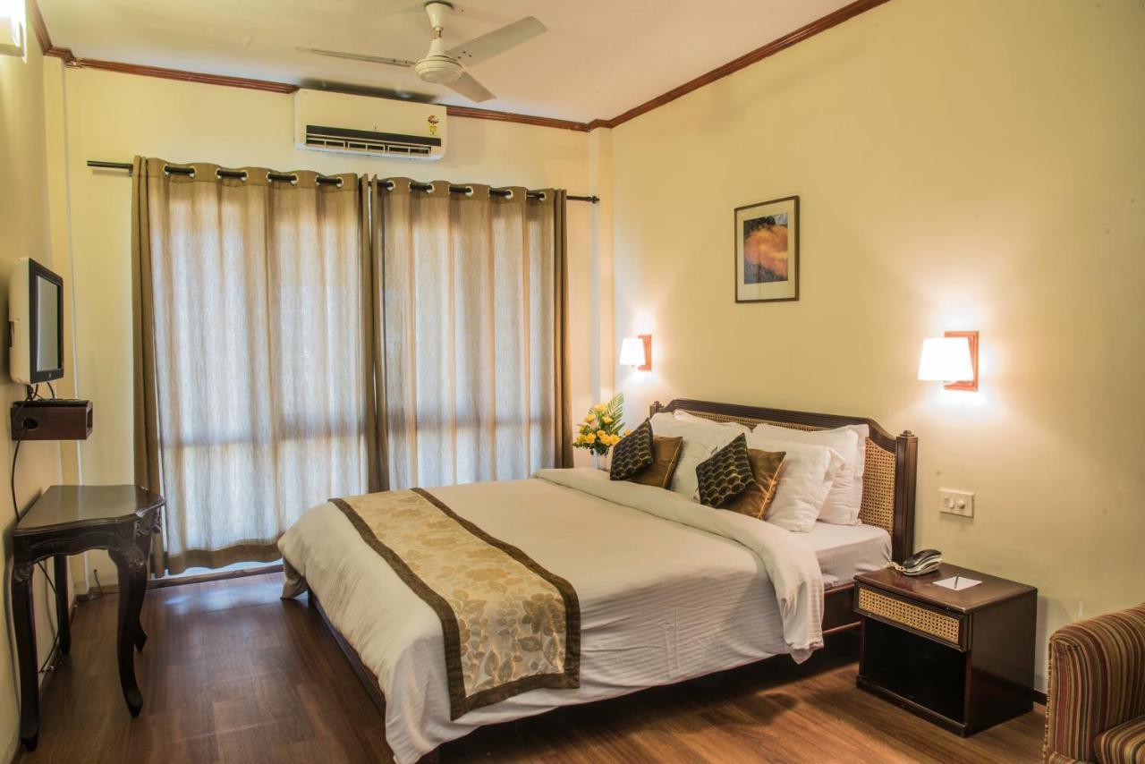 Landmark Hotels Guwahati Esterno foto