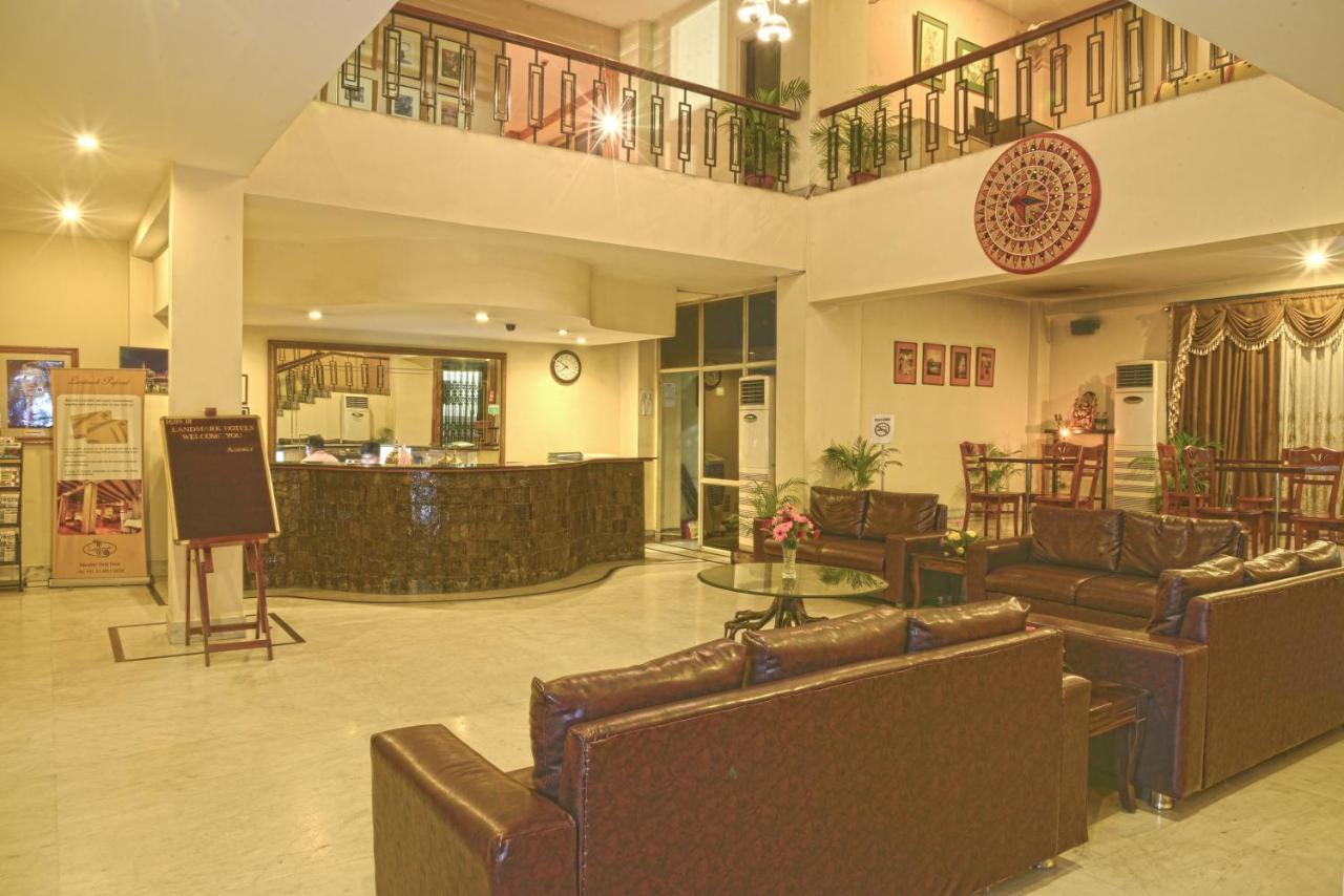 Landmark Hotels Guwahati Esterno foto