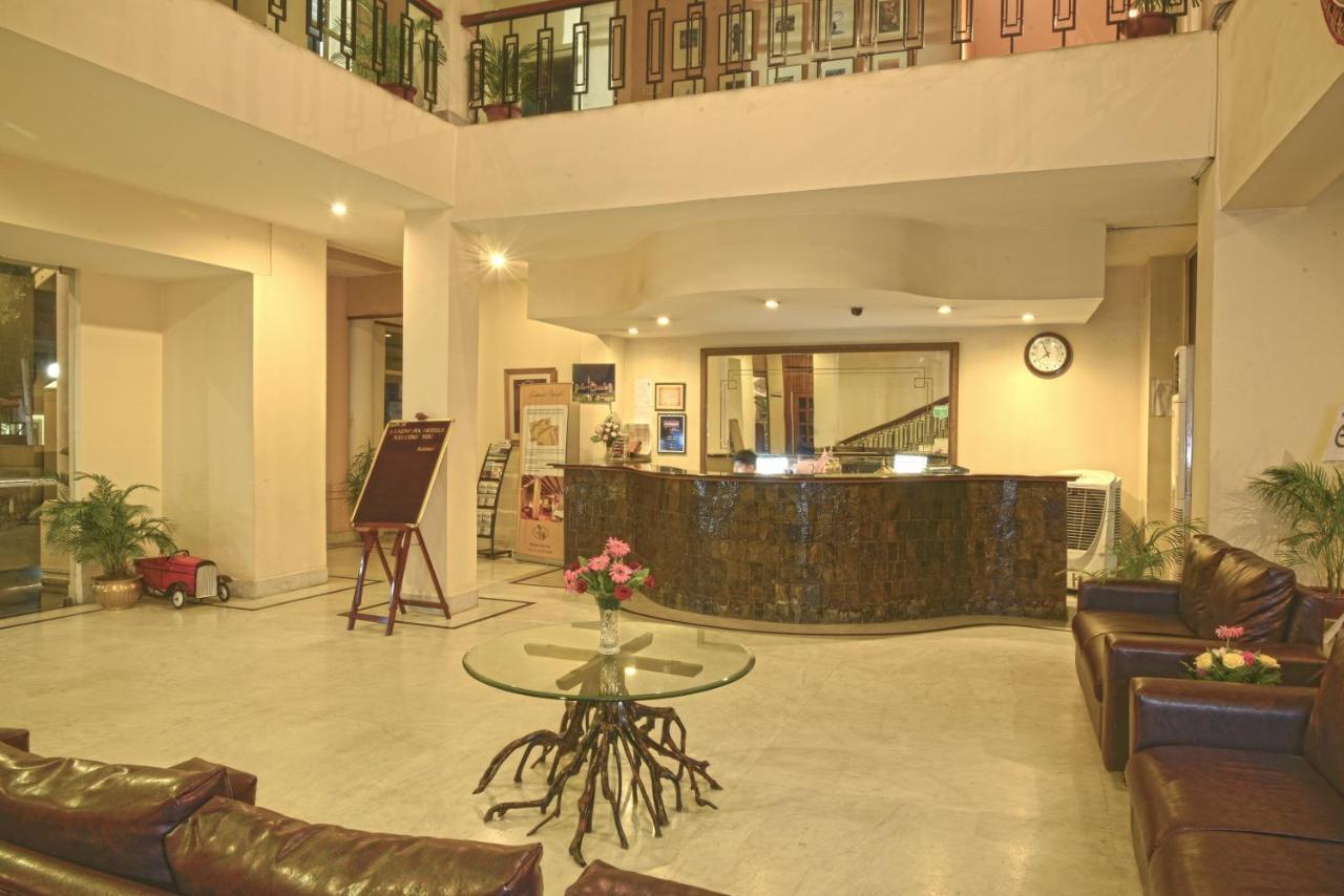 Landmark Hotels Guwahati Esterno foto