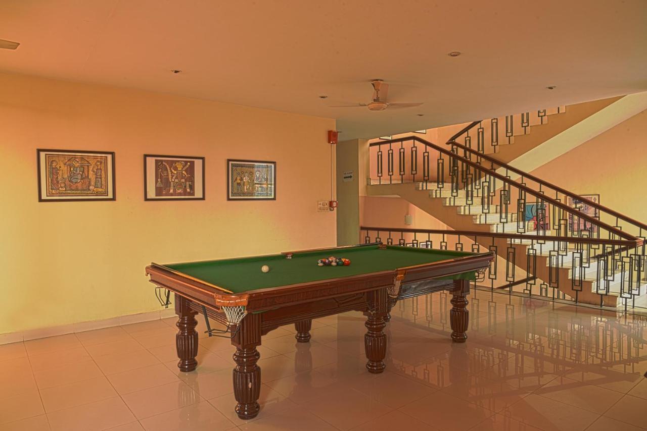 Landmark Hotels Guwahati Esterno foto